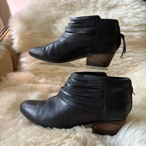 Clarks Spye Celeste Ankle Boots Black Smooth Leather - 7.5